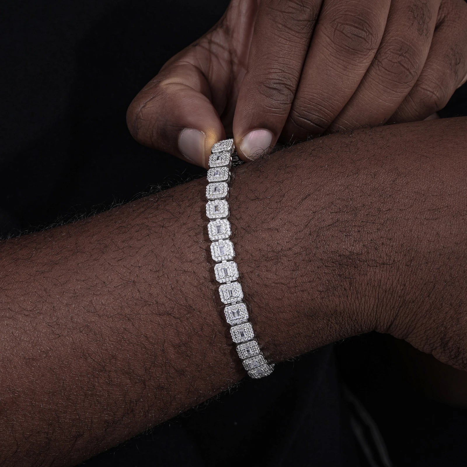 Moissanite Baguette Clustered Tennis Bracelet - 7.5mm